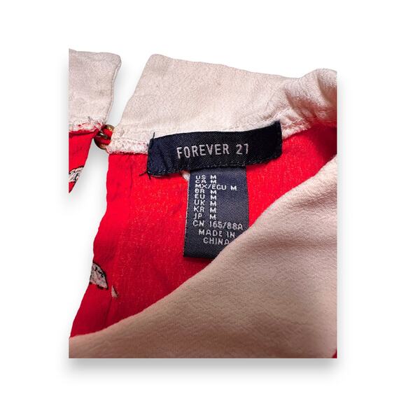 Forever 21 Red Bee Print Peter Pan Collar Blouse Size Medium - Picture 7 of 9